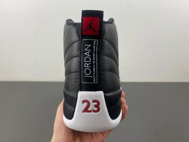 Air Jordan 12 chaussures de basket-ball noir blanc gris-vert 4