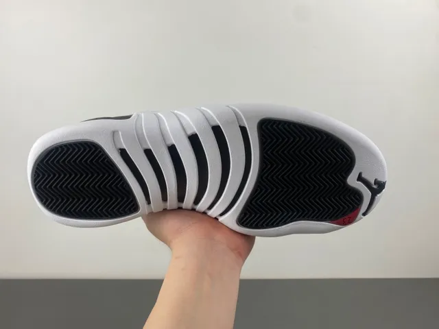 Air Jordan 12 chaussures de basket-ball noir blanc gris-vert 9