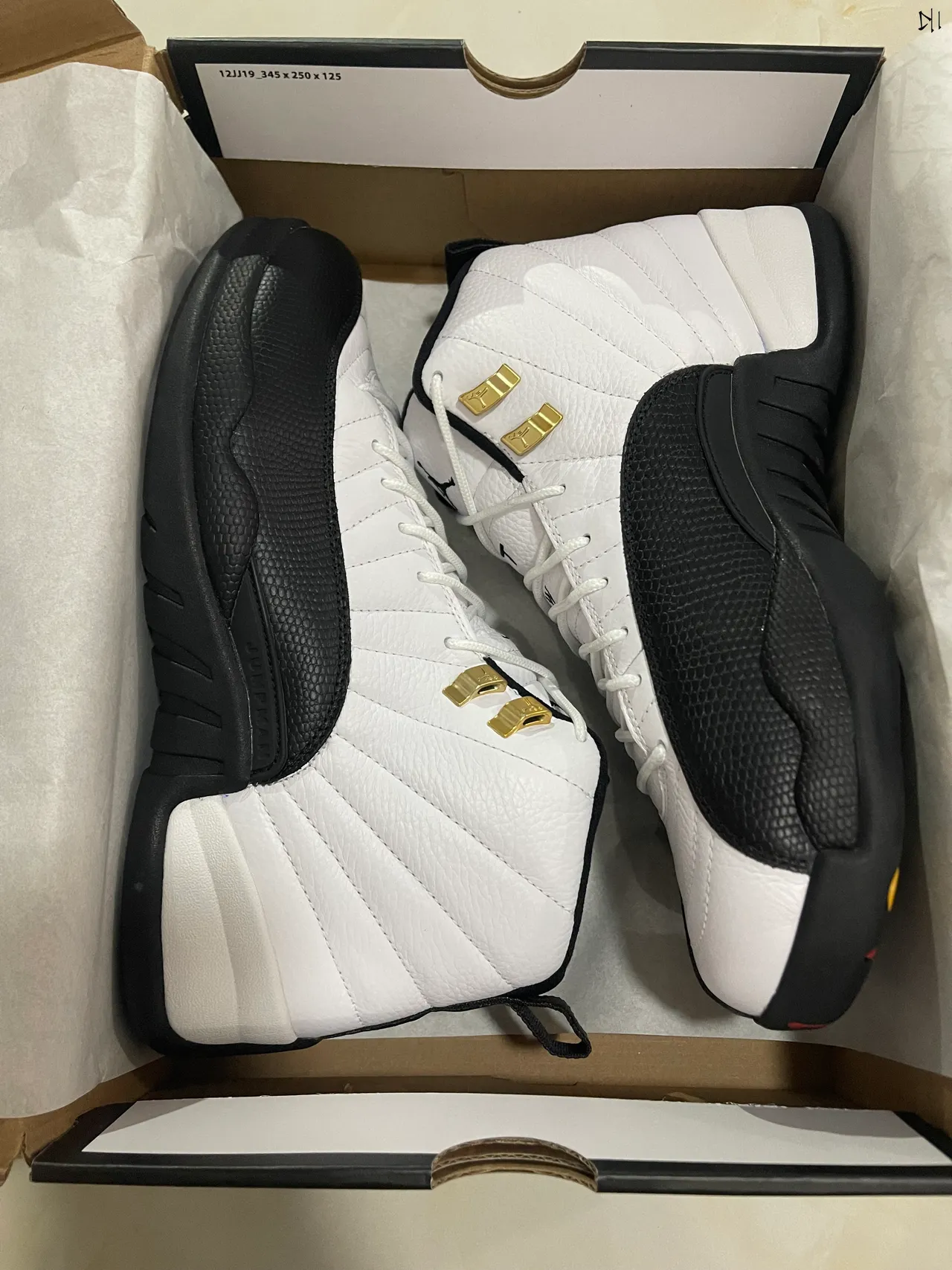 Air Jordan 12 White Black Gold Basketball Shoes 8