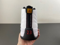Air Jordan 12 Branco Preto Dourado Lace Lock Tênis de Basquete 4