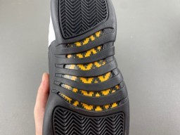 Air Jordan 12 Branco Preto Dourado Lace Lock Tênis de Basquete 9