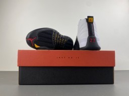 Air Jordan 12 Branco Preto Dourado Lace Lock Tênis de Basquete 17