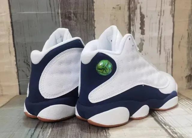 Air Jordan 13 Chaussures de Basketball Blanc Marine Gomme 2