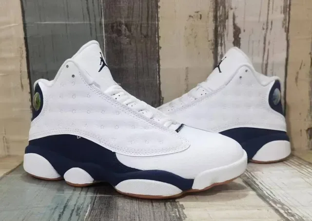 Air Jordan 13 Chaussures de Basketball Blanc Marine Gomme 3