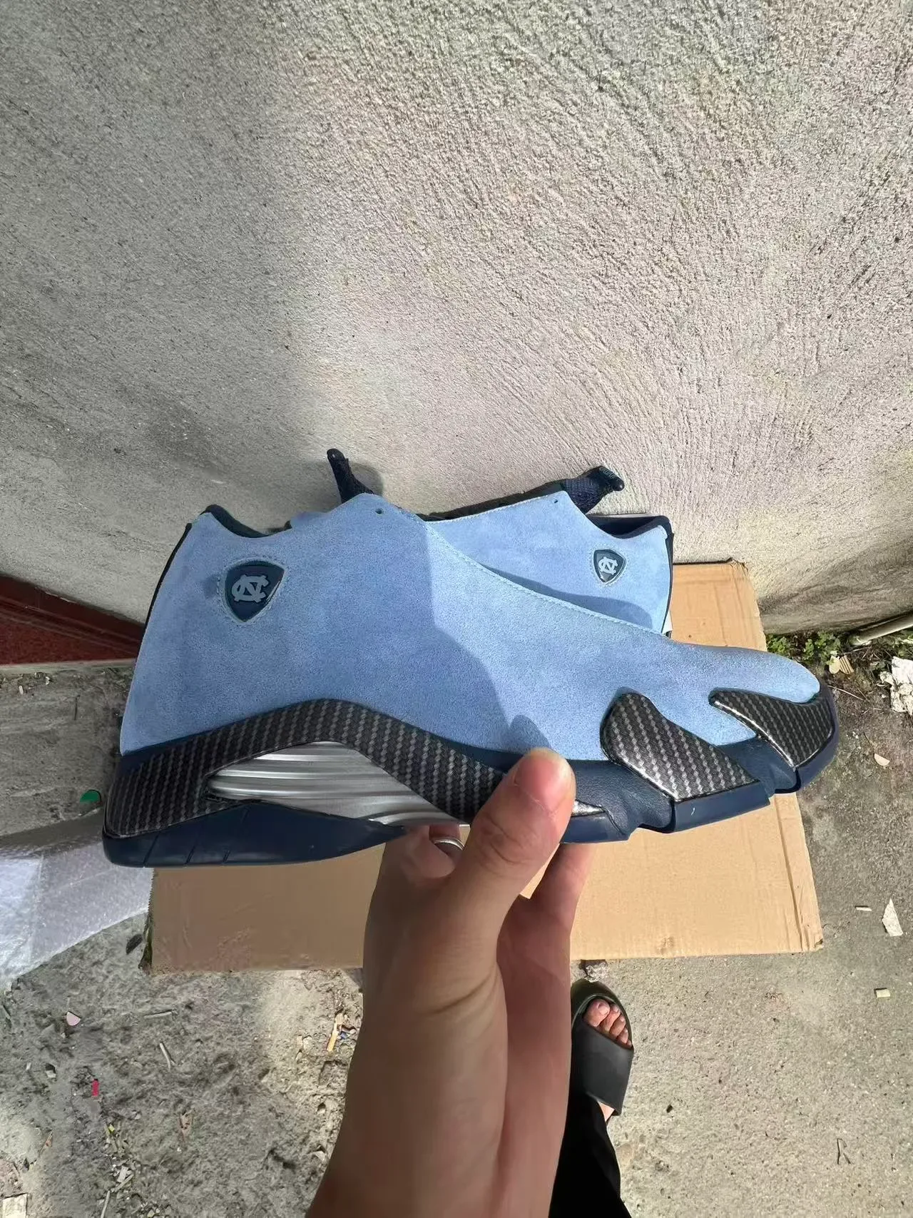 Air Jordan 14 UNC Chaussures de Basketball en Suede Bleu Clair Fibre de Carbone 7