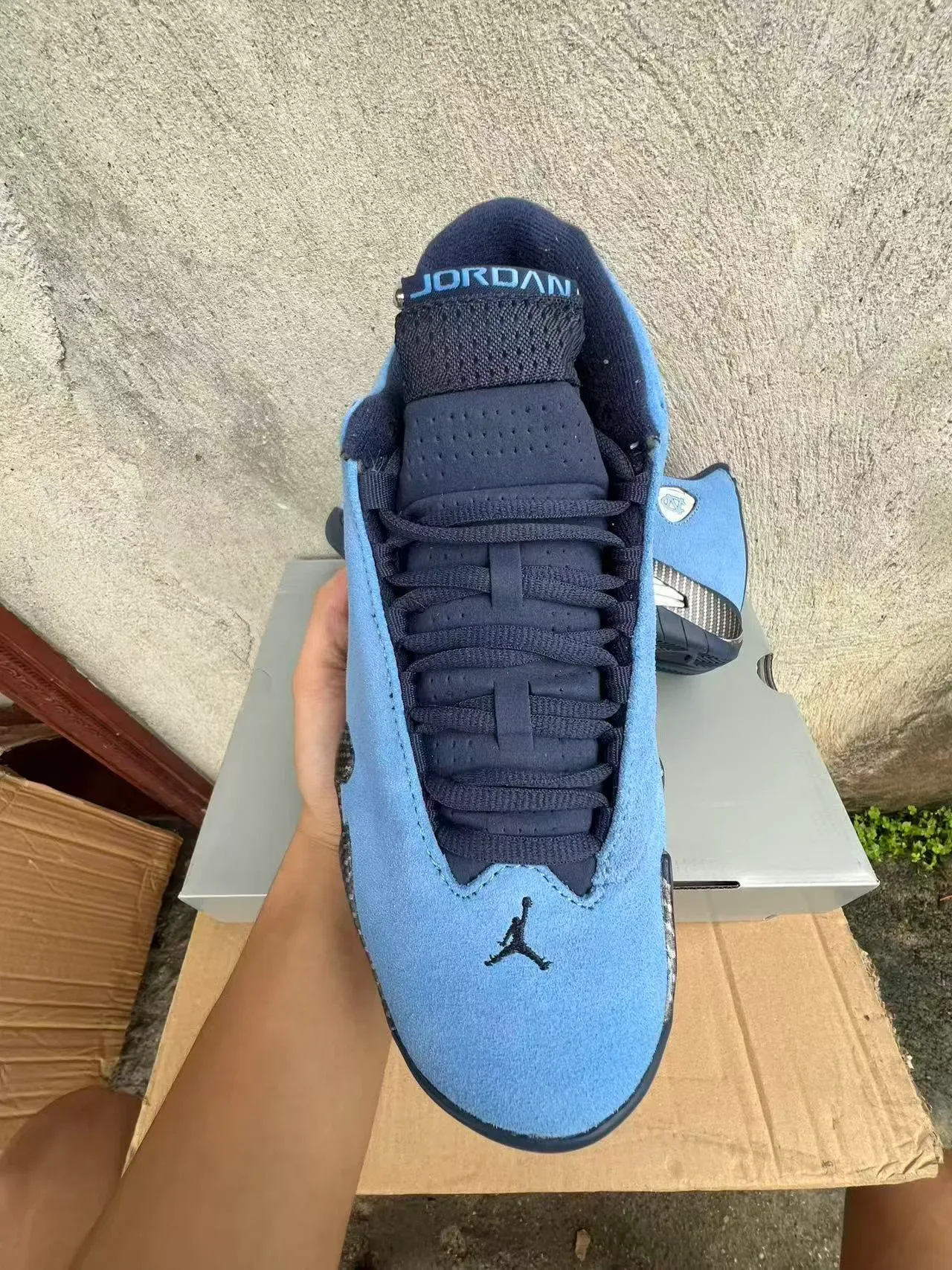 Air Jordan 14 UNC حذاء كرة السلة أزرق فاتح سويد بدون أربطة 3