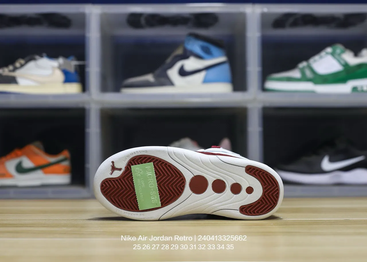 Chaussures de basket-ball Air Jordan 17 blanc rouge 22
