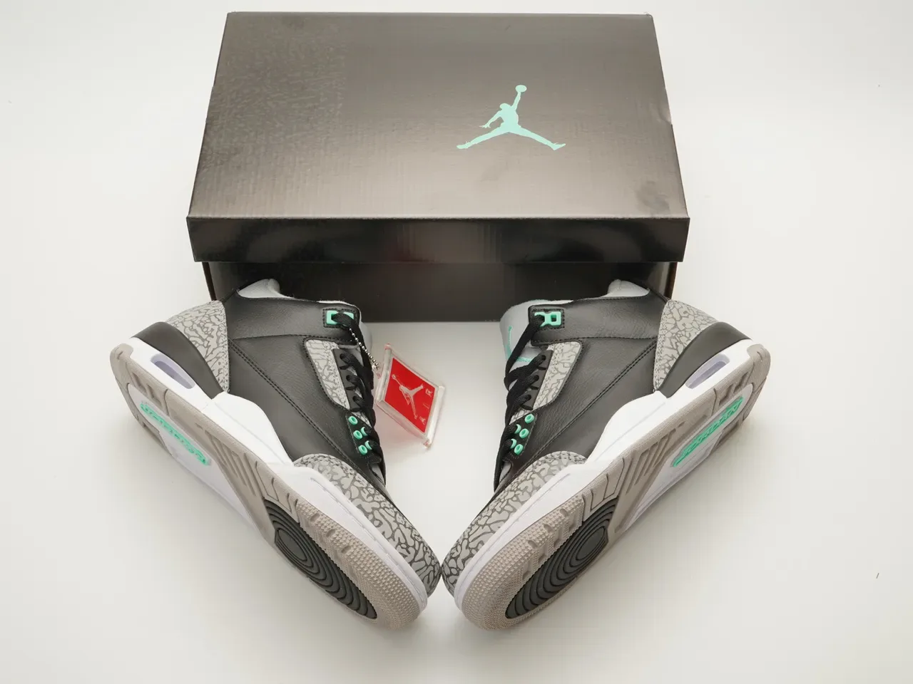 Air Jordan 3 Black Elephant Mint Green Chaussures de basketball 3