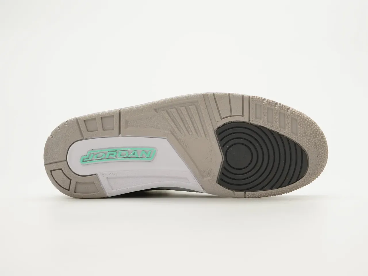 Air Jordan 3 Black Elephant Mint Green Chaussures de basketball 8