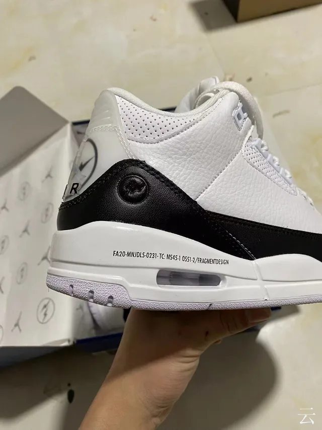 Air Jordan 3 Fragment Design White Black Basketball Shoes 7