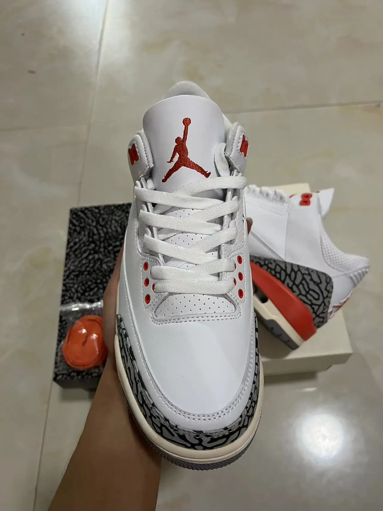 Air Jordan 3 Blanc Ciment Rouge Chaussures de Basketball 3