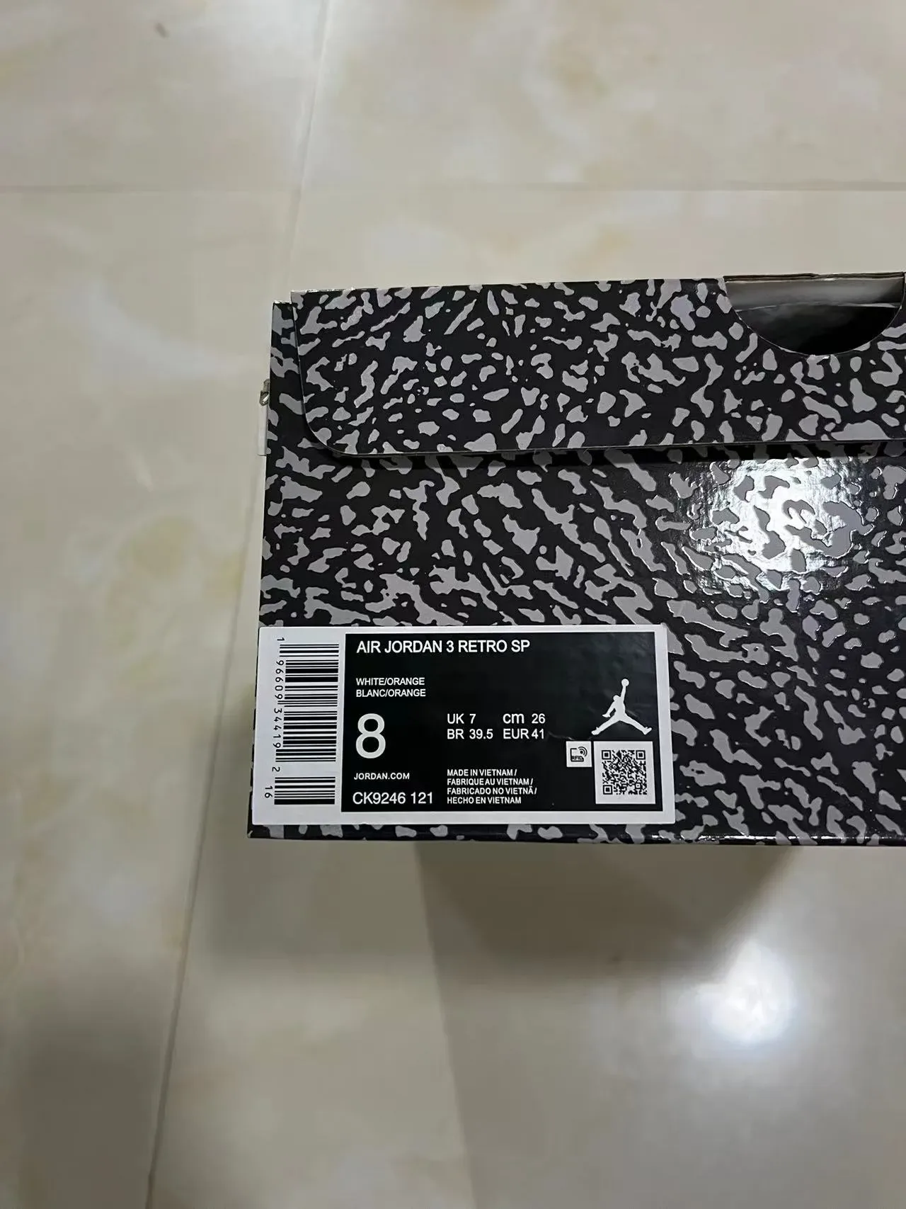 Air Jordan 3 Blanc Ciment Rouge Chaussures de Basketball 10