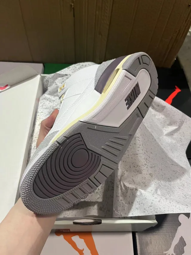 Air Jordan 3 White Gray Cream Basketball Shoes 4