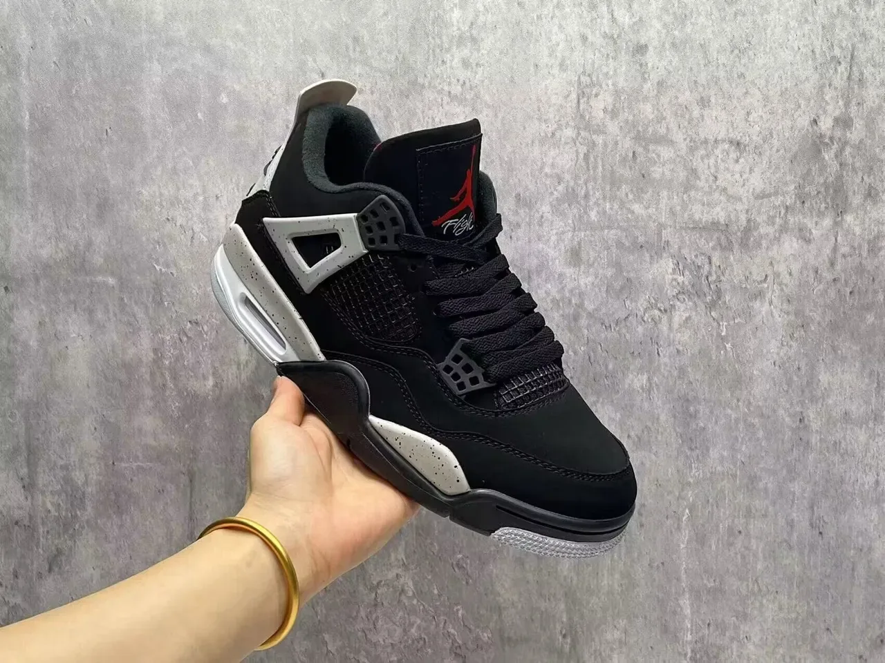 Air Jordan 4 Tênis de Basquete Preto Cinza Claro com Manchas 2