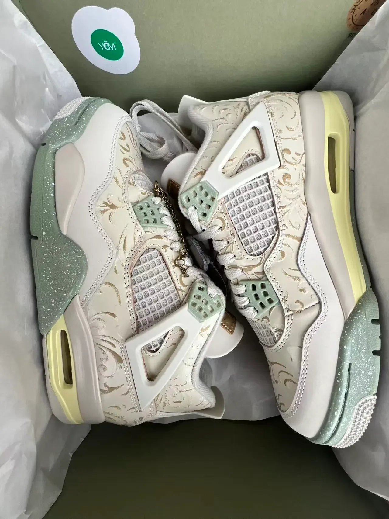 Air Jordan 4 Floral Print Off-White Sage Green Basketball Shoes 9