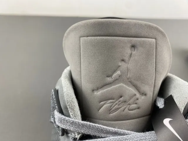 Air Jordan 4 Monochromatic Gray Basketball Shoes 6