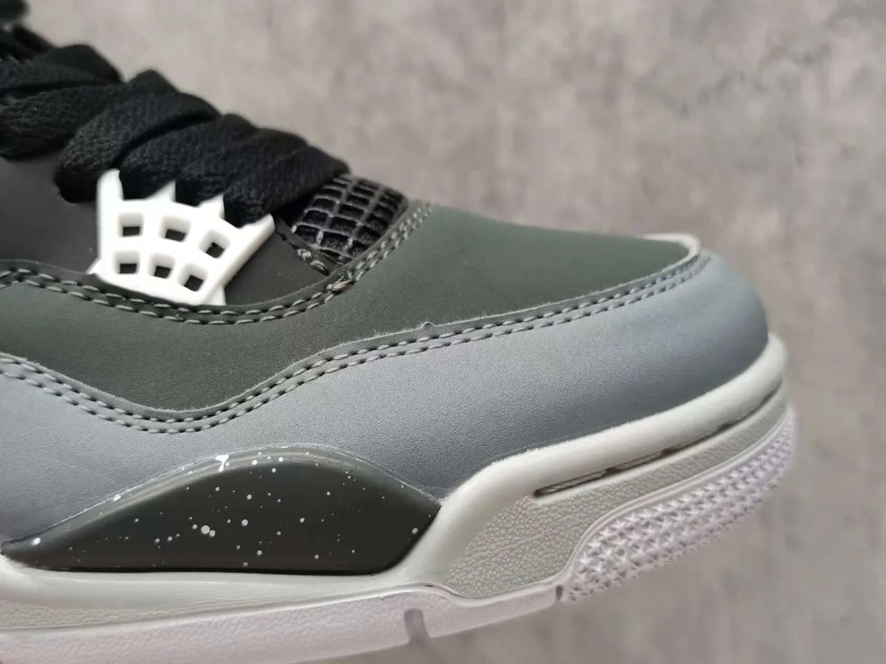 Air Jordan 4 Olive Gray Basketball Shoes 4