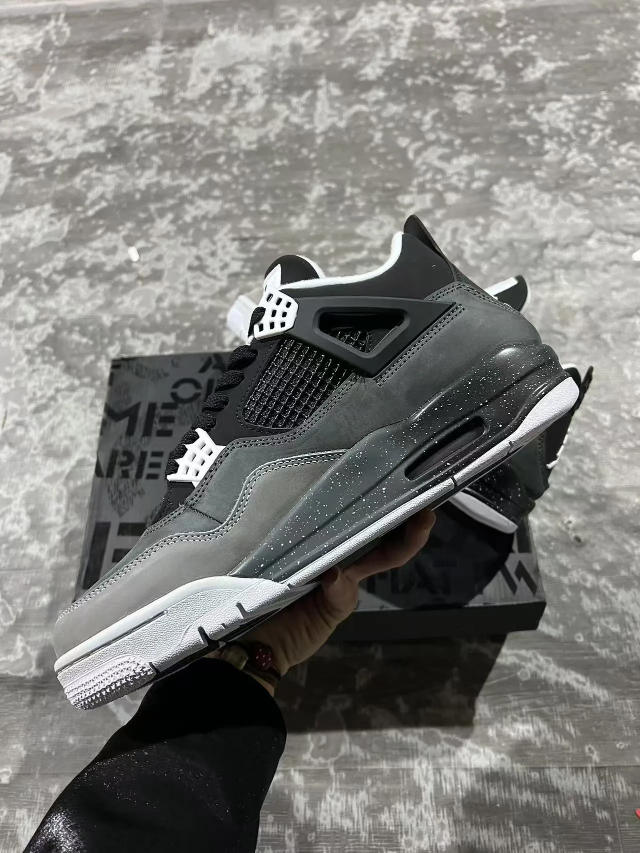Air Jordan 4 Speckled Particle Gray Basketball Shoes 5