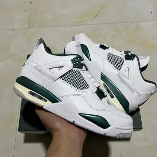 Air Jordan 4 White and Dark Green Basketball Shoes