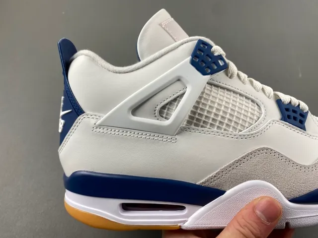 Air Jordan 4 White Navy Gum Basketball Shoes 3