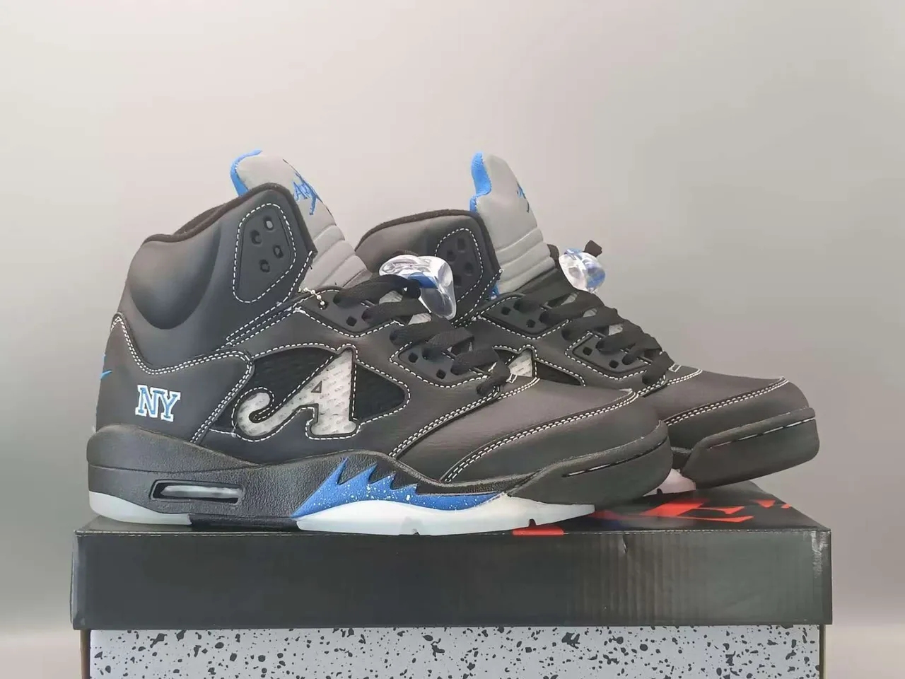 Air Jordan 5 Black Blue NY Basketball Shoes 2