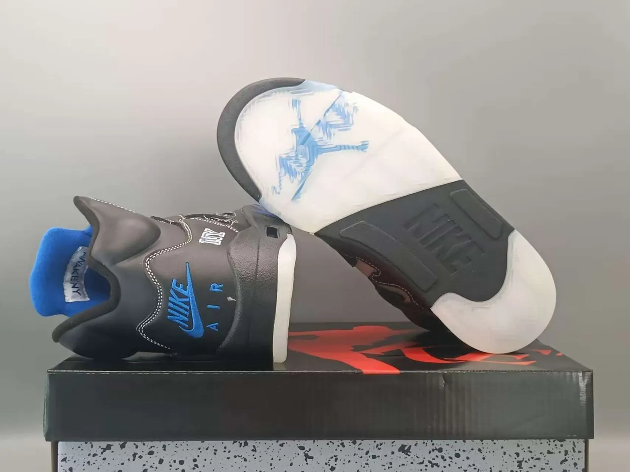 Air Jordan 5 Black Blue NY Basketball Shoes 3