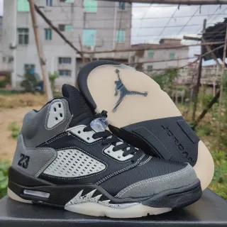 Air Jordan 5 黑灰白 篮球鞋