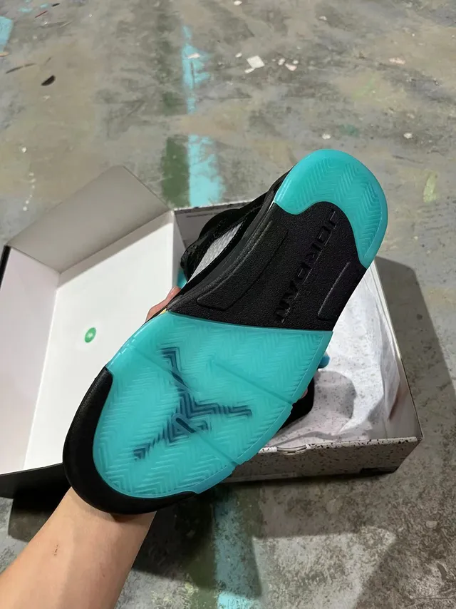 Tênis de basquete Air Jordan 5 preto amarelo turquesa 5