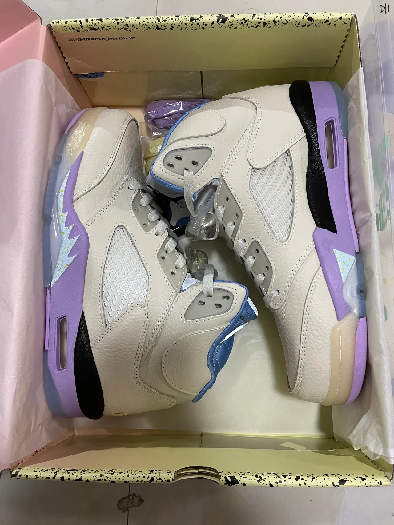 Air Jordan 5 Off-White Purple Accent Basketball Shoes 7