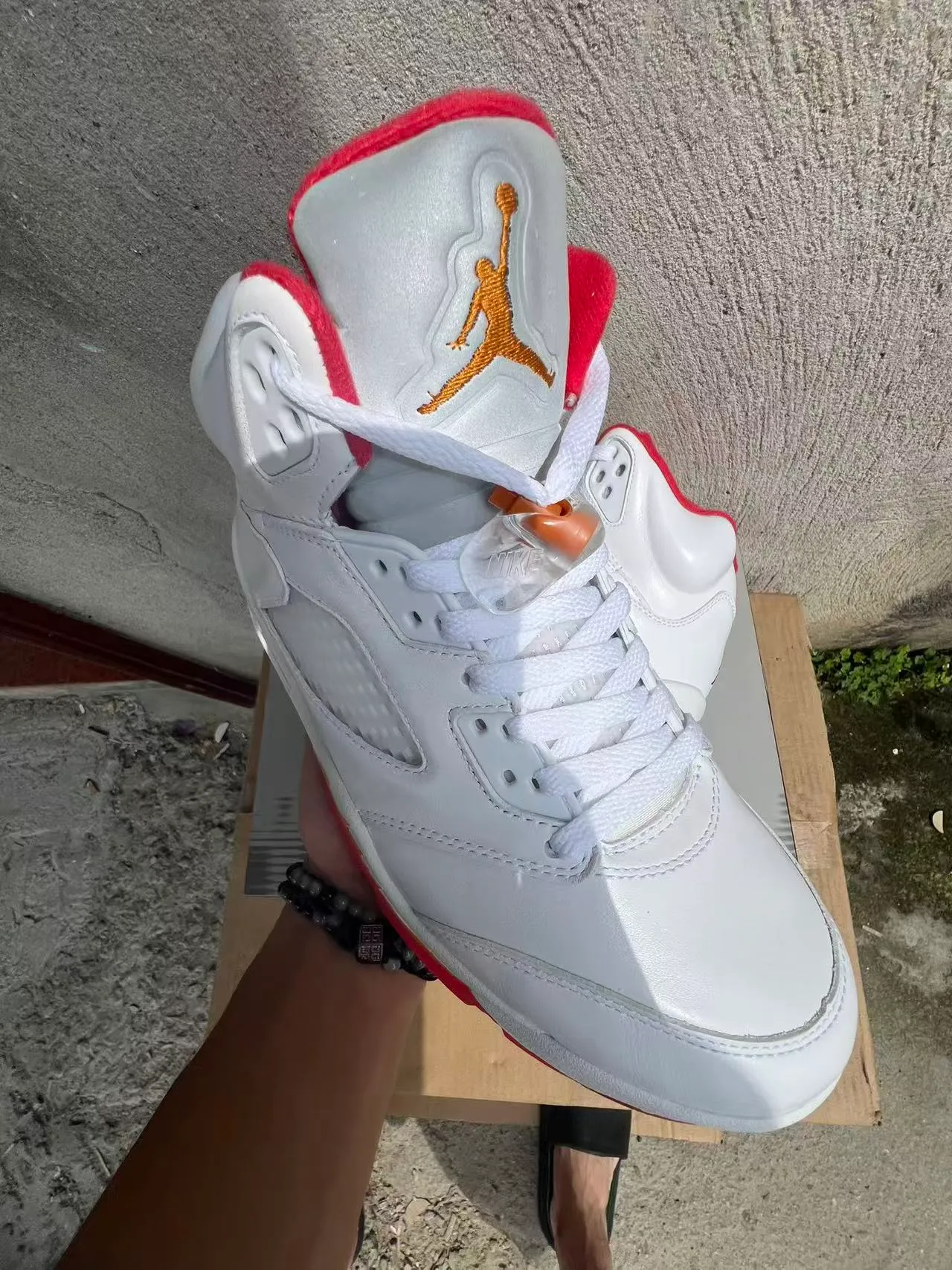 Air Jordan 5 White Red Orange Flame Basketball Shoes 2