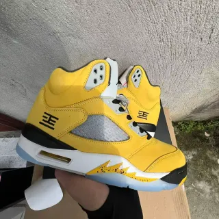 Air Jordan 5 Amarillo Negro Blanco Zapatillas de Baloncesto
