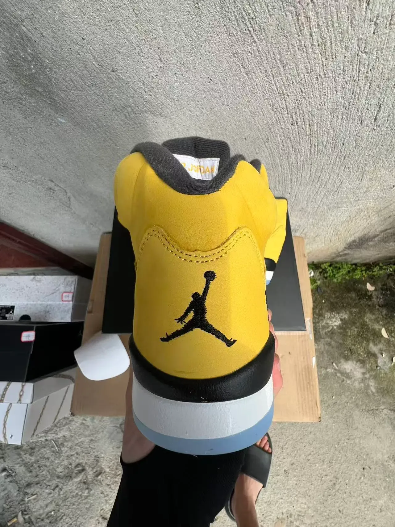 Air Jordan 5 Jaune Noir Blanc Chaussures de Basketball 8