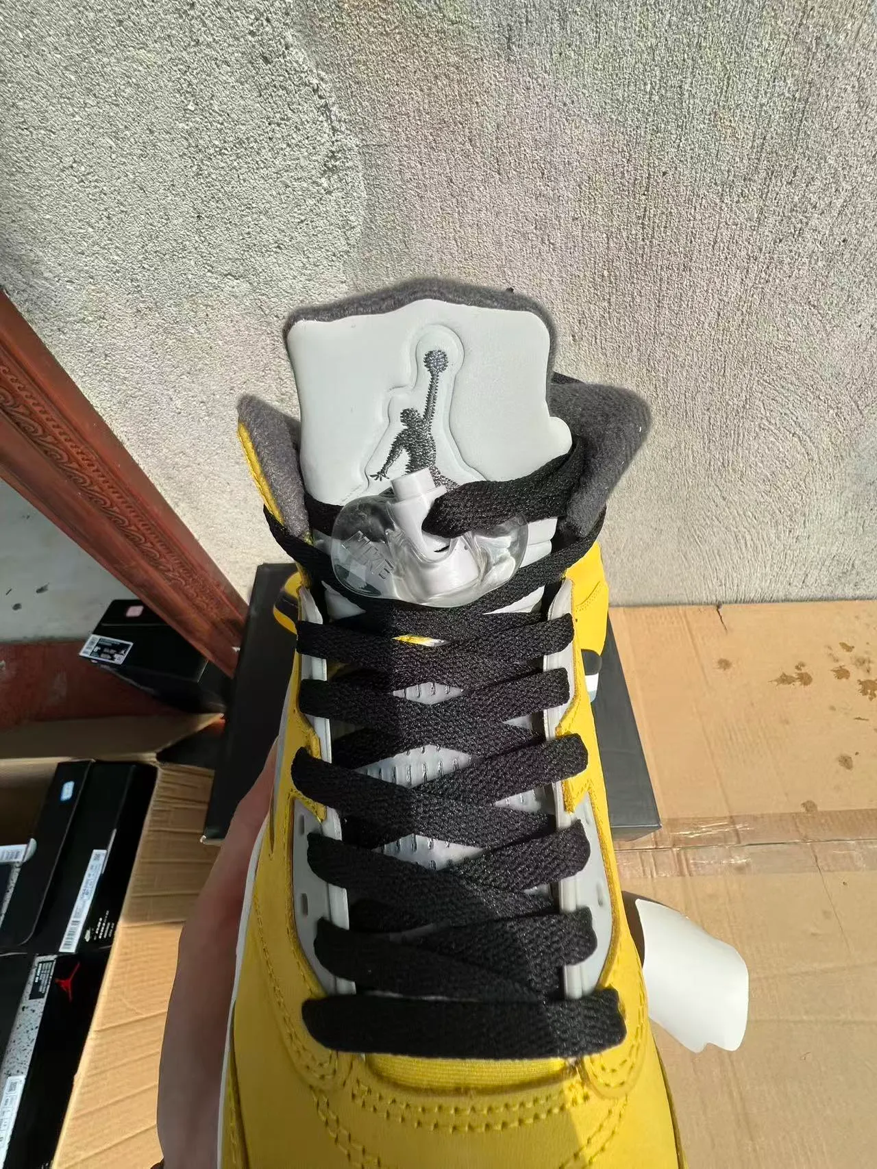 Air Jordan 5 Yellow Black White Basketball Shoes 4