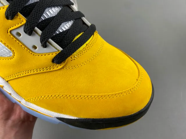 Air Jordan 5 Yellow Black White Basketball Shoes 2