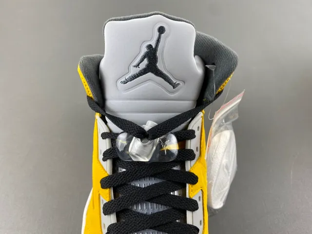Air Jordan 5 Yellow Black White Basketball Shoes 6