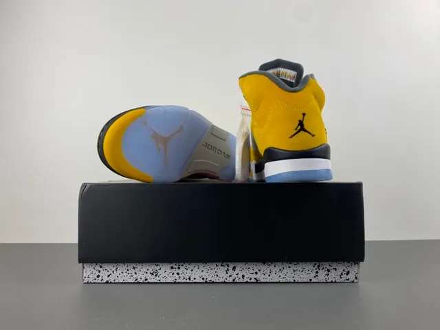 Air Jordan 5 Yellow Black White Basketball Shoes 17