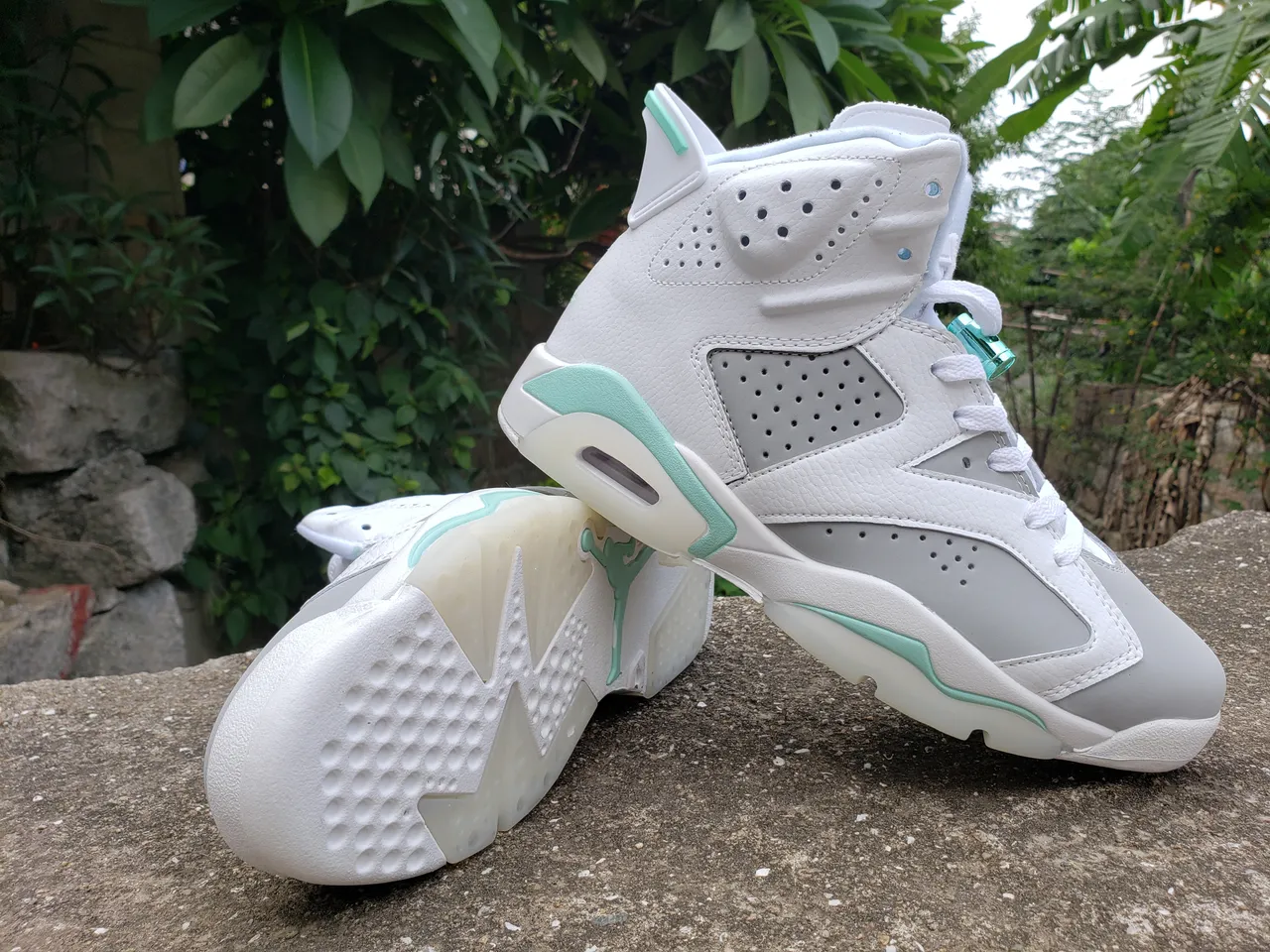 Air Jordan 6 White Gray Mint Green Basketball Shoes 4