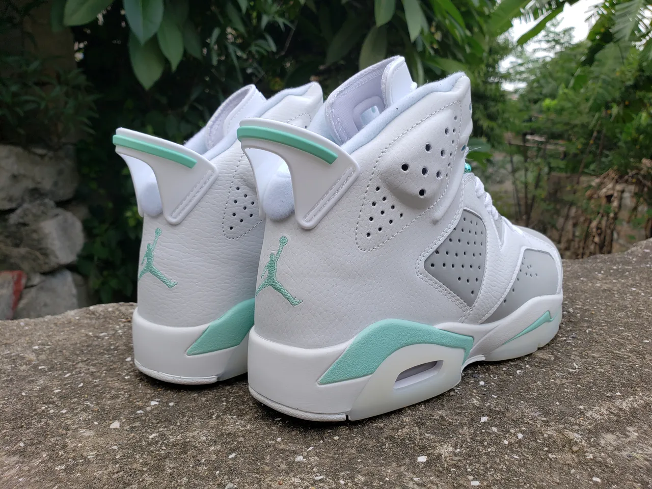 Air Jordan 6 White Gray Mint Green Basketball Shoes 5