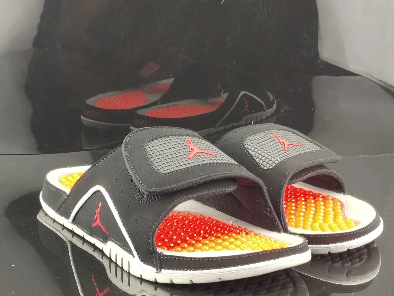 Air Jordan Black Orange Suede-Like Upper White Piping Trim Slippers 2