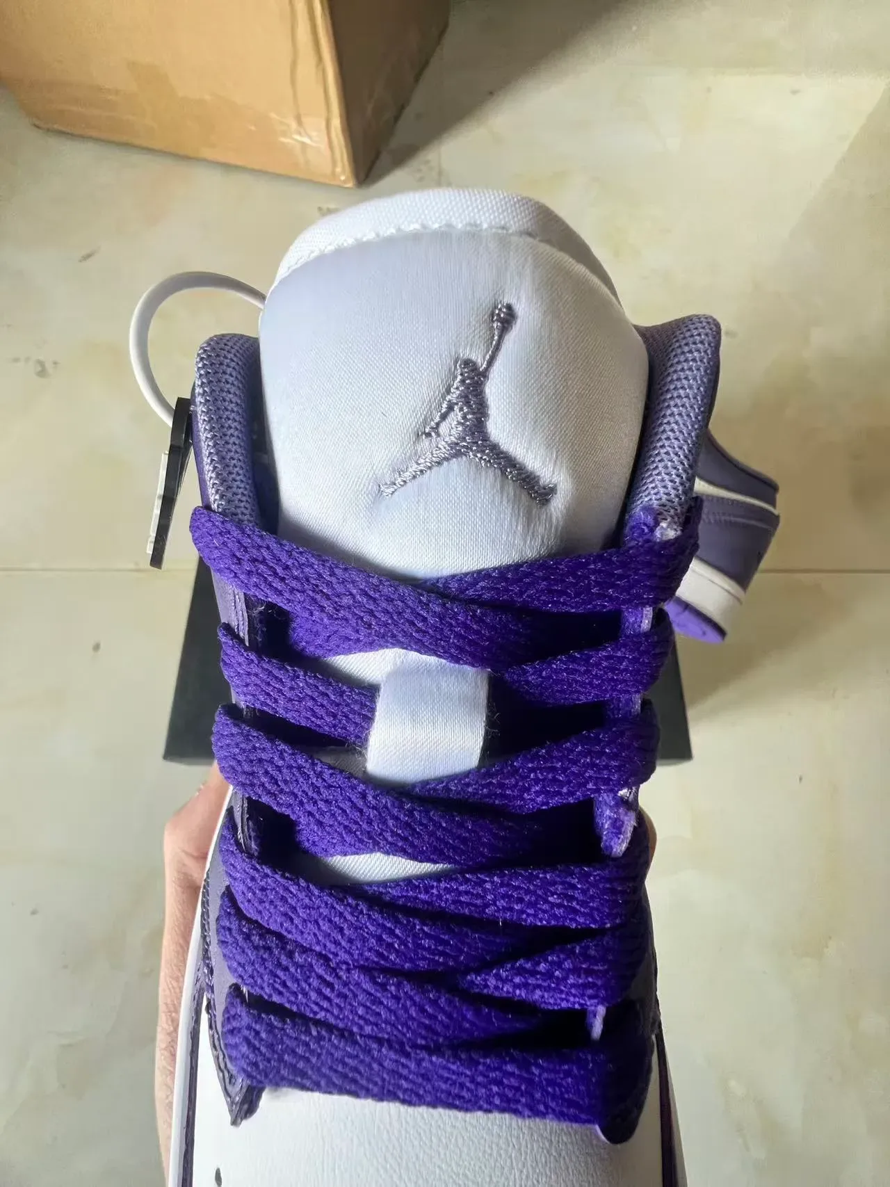 Air Jordan Tênis de Basquete Low-Top de Couro Roxo e Branco 4