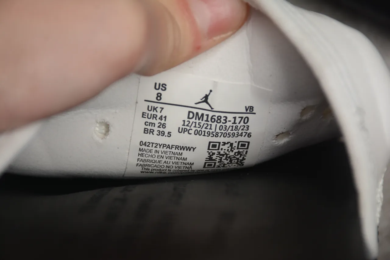 Air Jordan Slide White Black Yellow Slippers 4