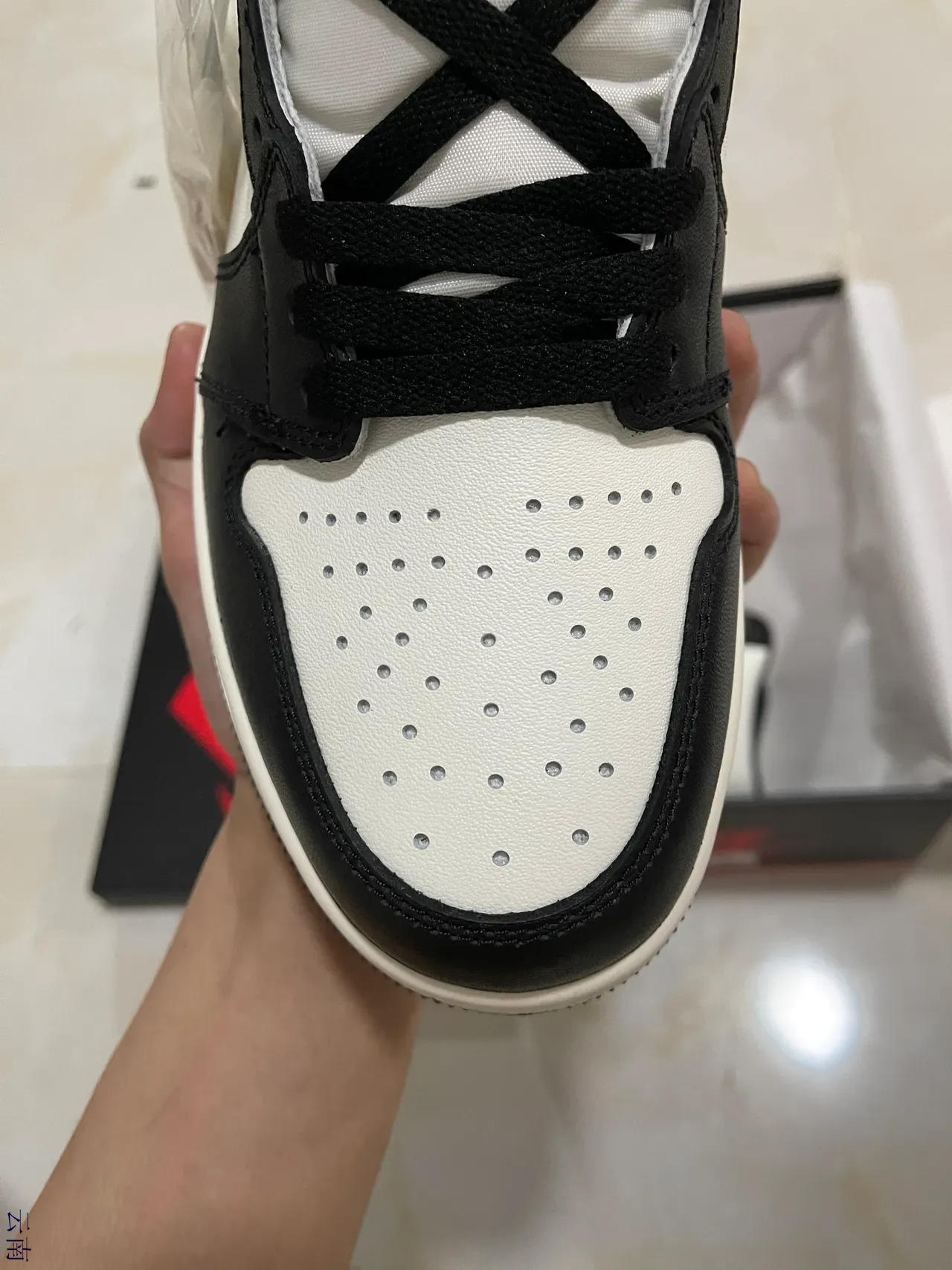 Air Jordan Chaussures De Basketball Hautes En Cuir Et Daim Blanc Et Noir 3