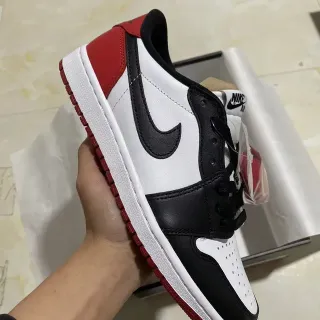 Air Jordan White Black Low-Top Leather Upper Lifestyle Sneakers