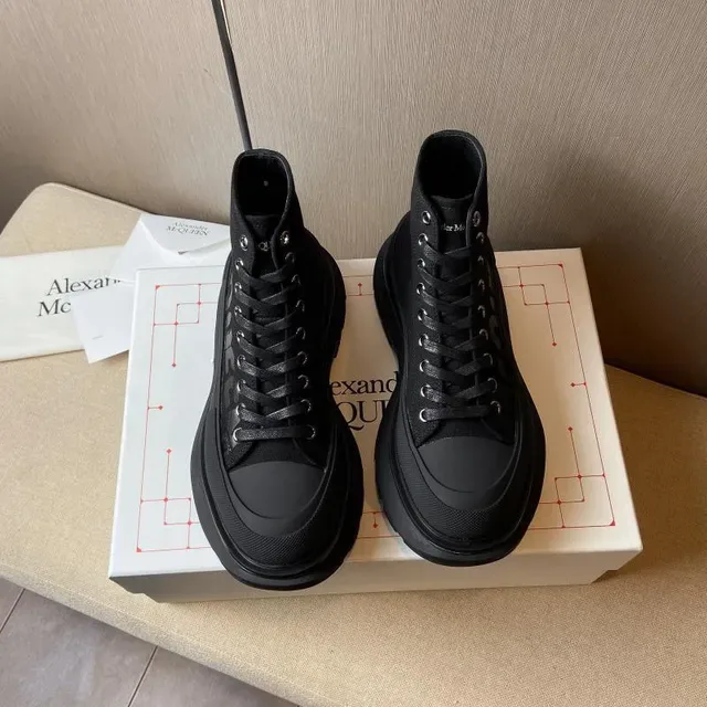 Alexander McQueen Black High-Top Platform Sole Martin Boots 5