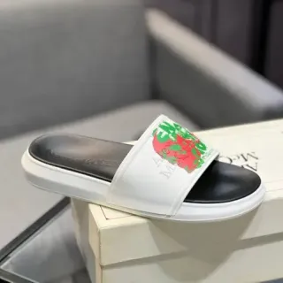 Alexander McQueen Graphic Print White and Black Slide Slippers