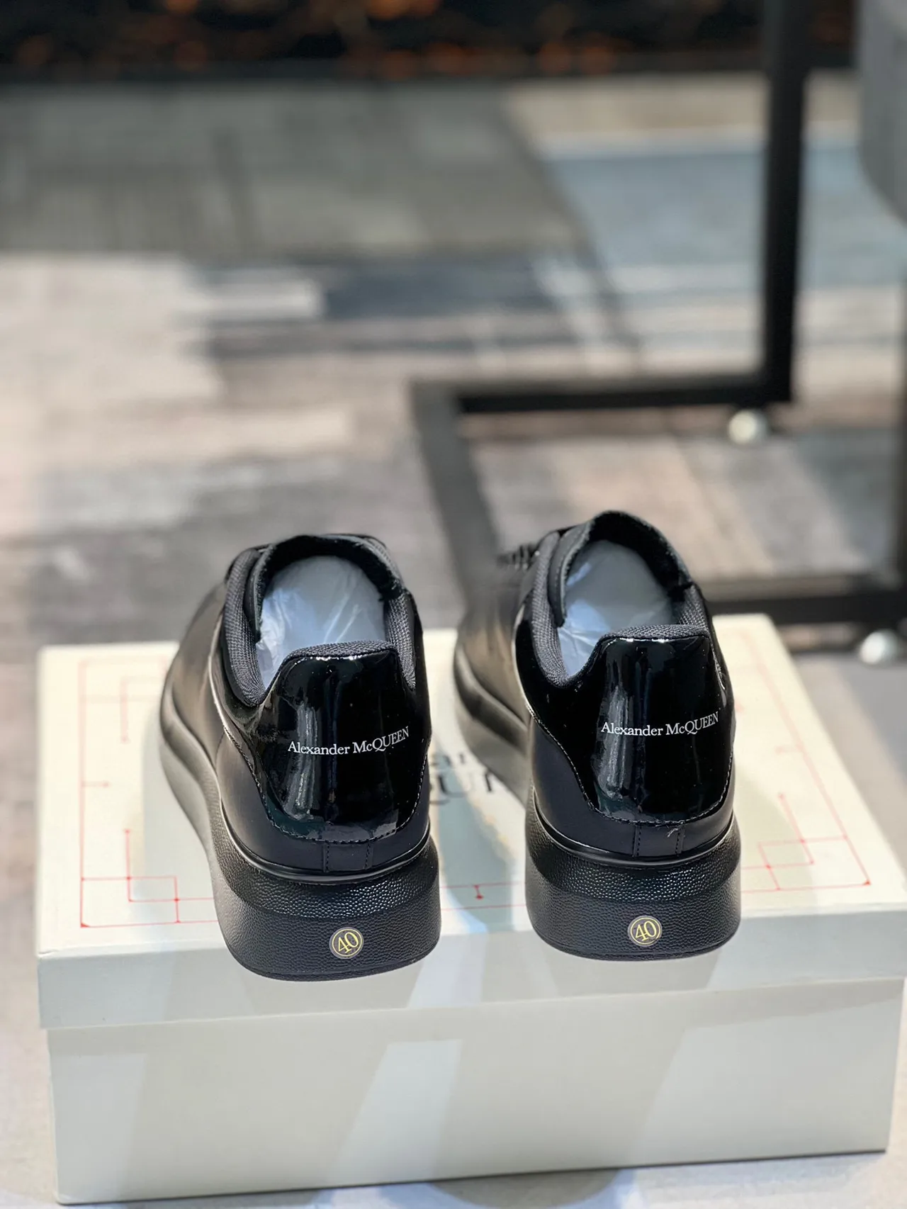 Alexander McQueen oversized 黑色生活方式运动鞋 2
