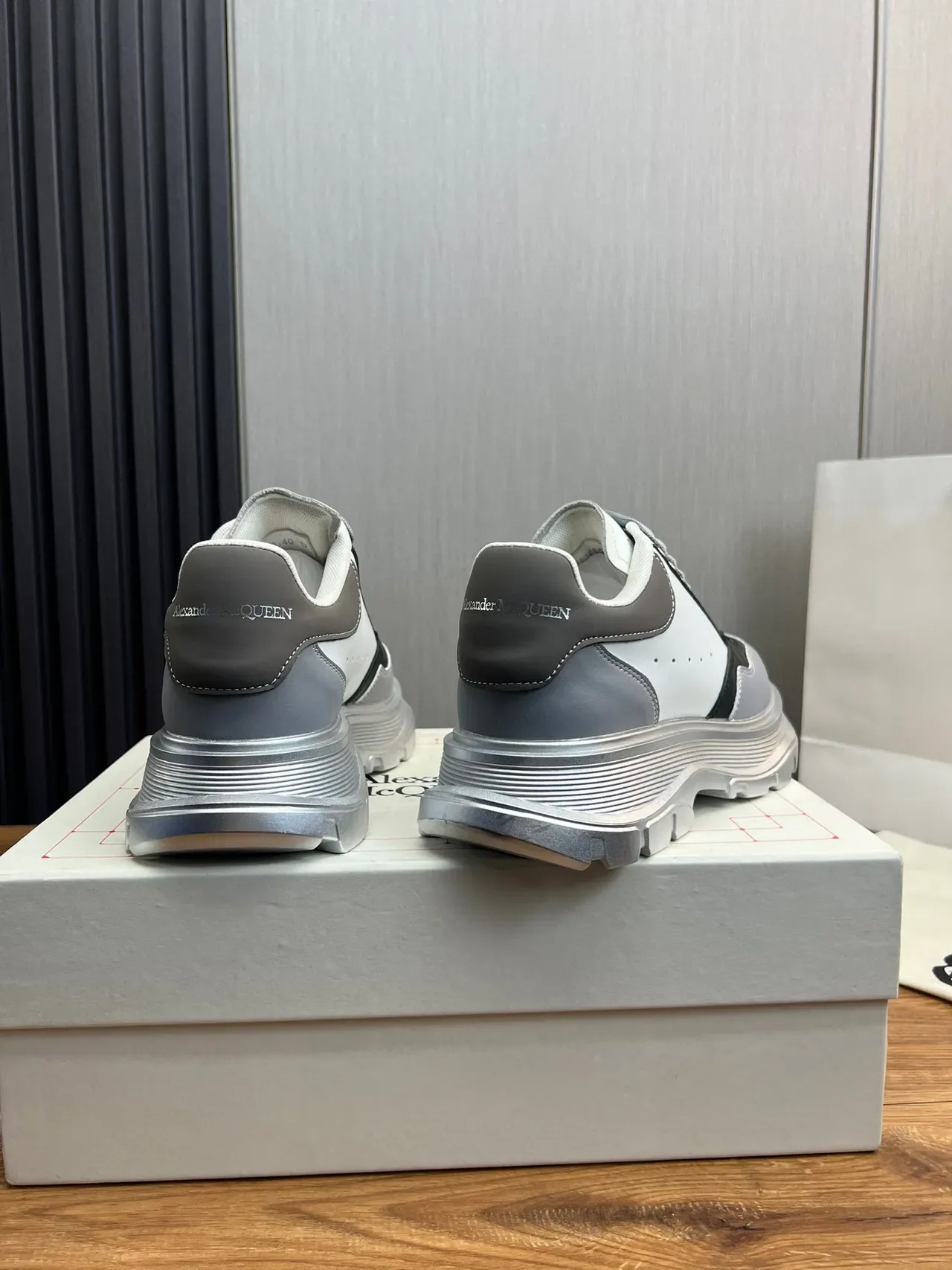 Alexander McQueen Oversized Sneaker Gray White Black Chunky Sneakers 7