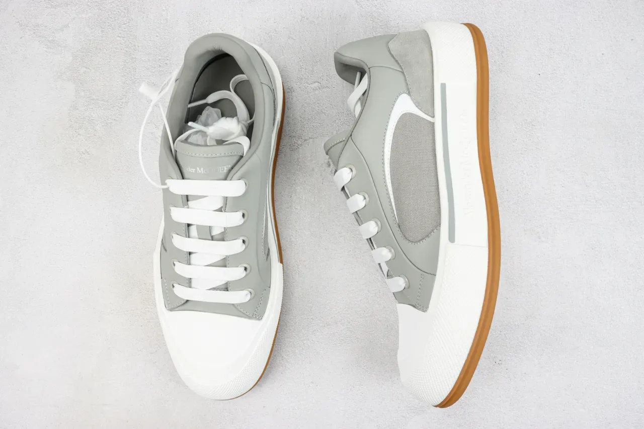 Alexander McQueen Oversized Sneaker Light Gray White Gum Lifestyle Sneakers 3