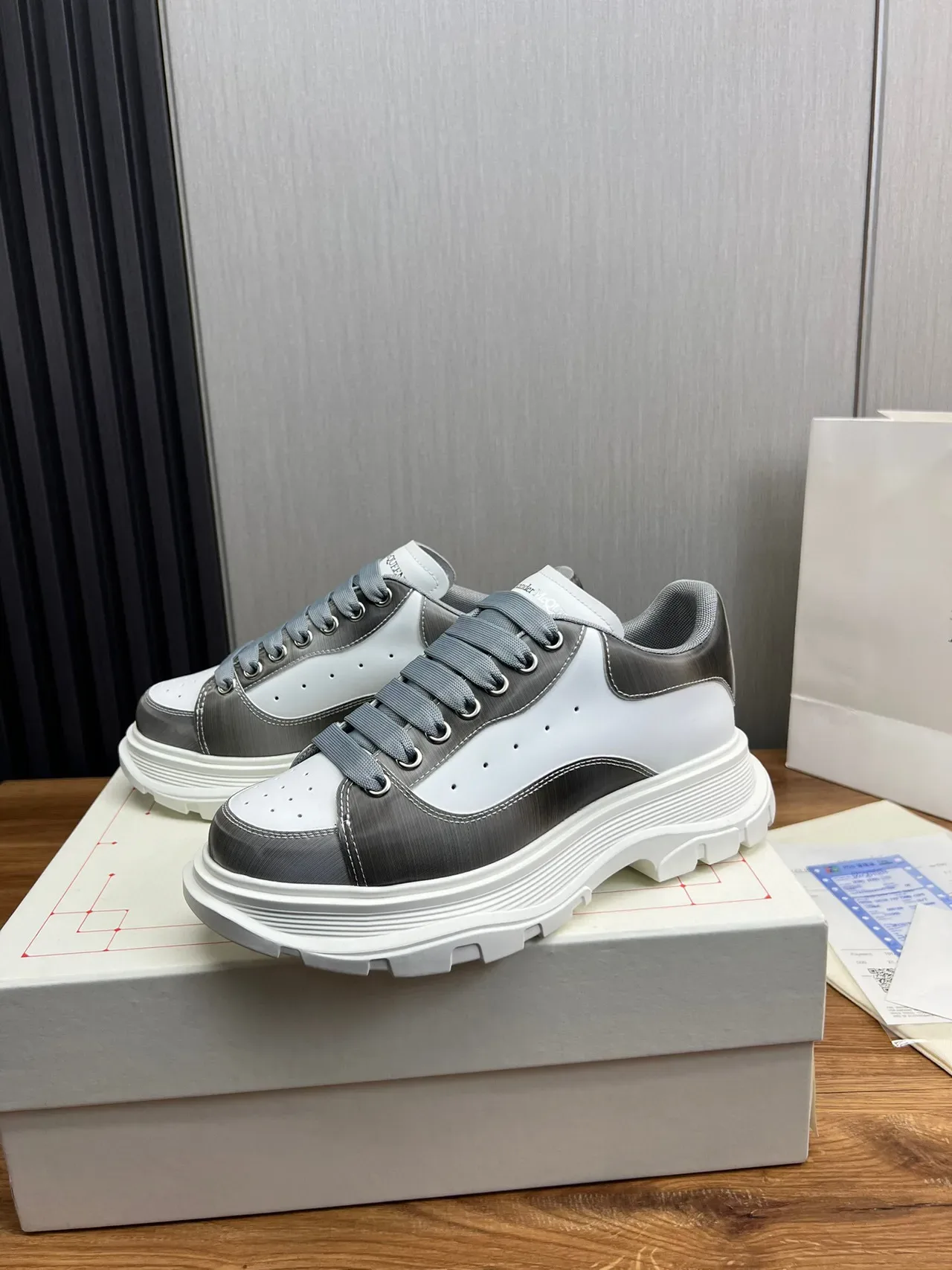 Alexander McQueen Oversized Sneaker White and Gray Chunky Sneakers 3