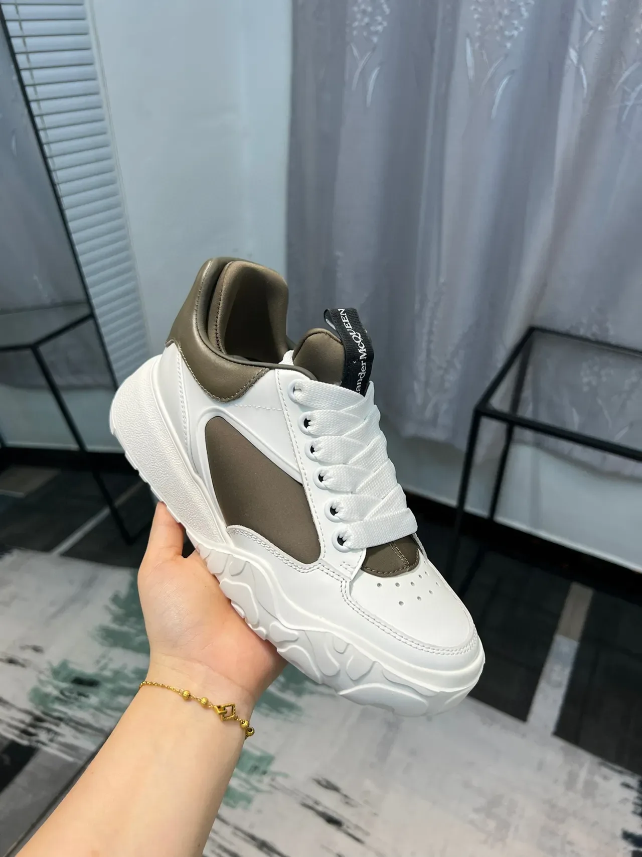Alexander McQueen Oversized Sneaker White and Olive Lifestyle Sneakers 6